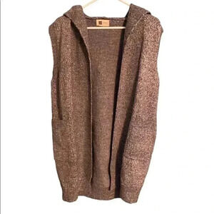 Look By M New York Gray Cardigan Vest With Hood